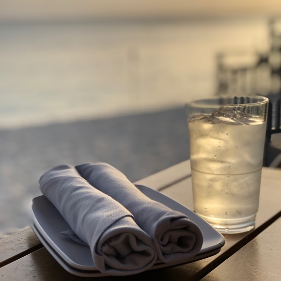 Meet Your Posher, Emma! 🔅 - Picture 7 of 9